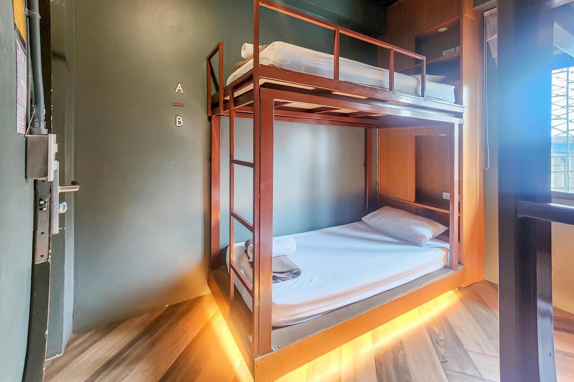 Loftel 22 Hostel Bangkok Extérieur photo