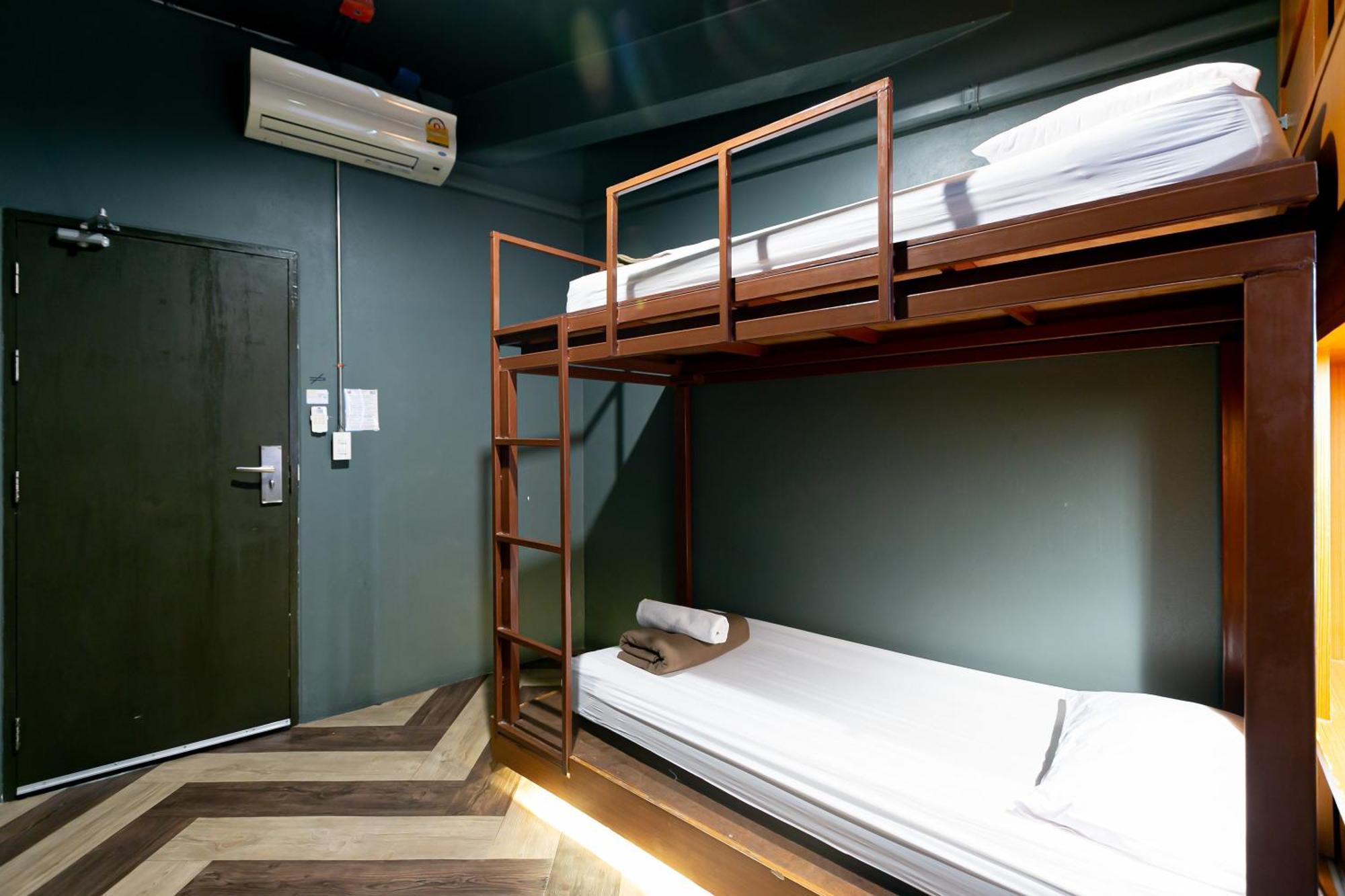 Loftel 22 Hostel Bangkok Extérieur photo