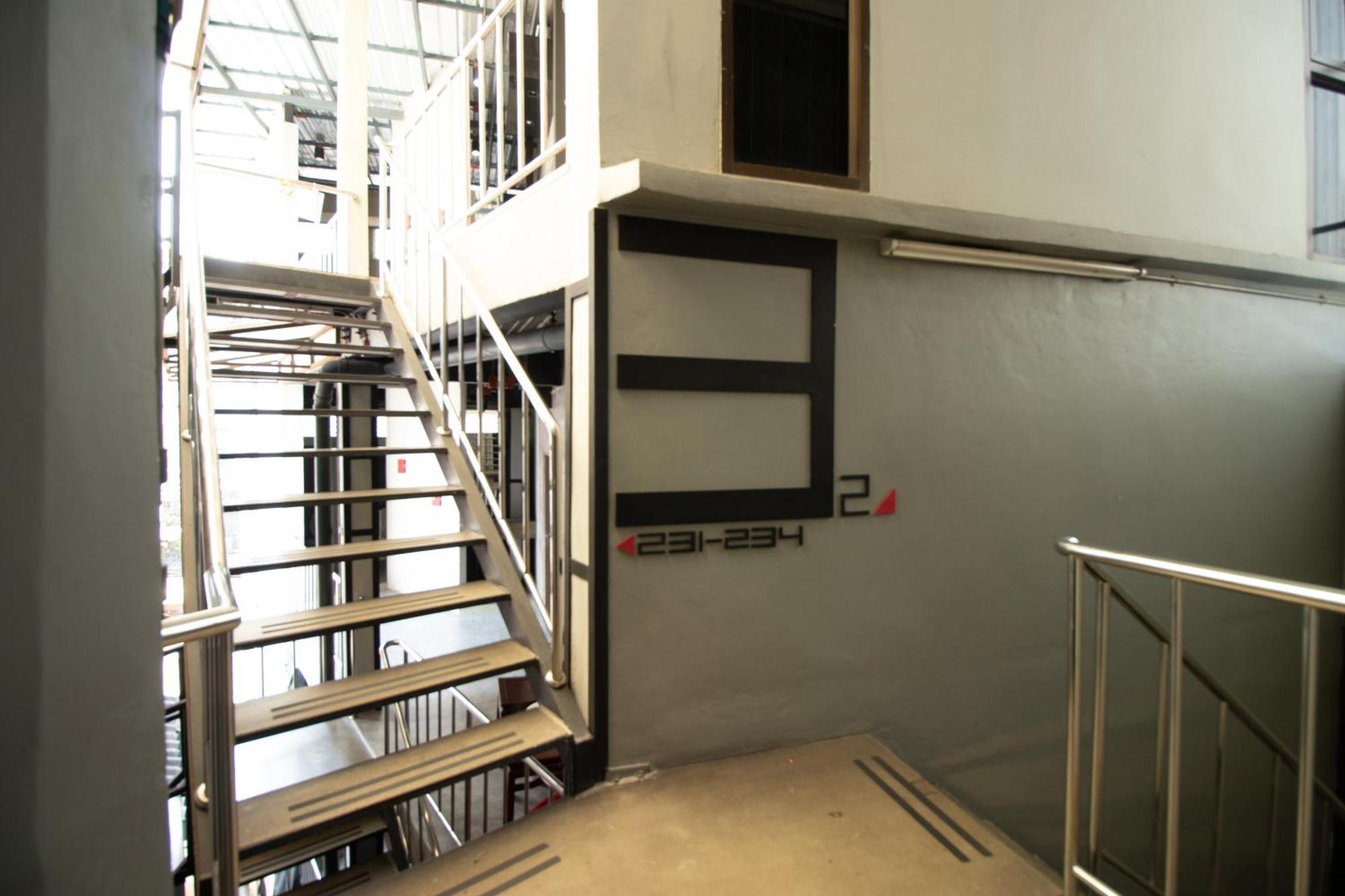 Loftel 22 Hostel Bangkok Extérieur photo
