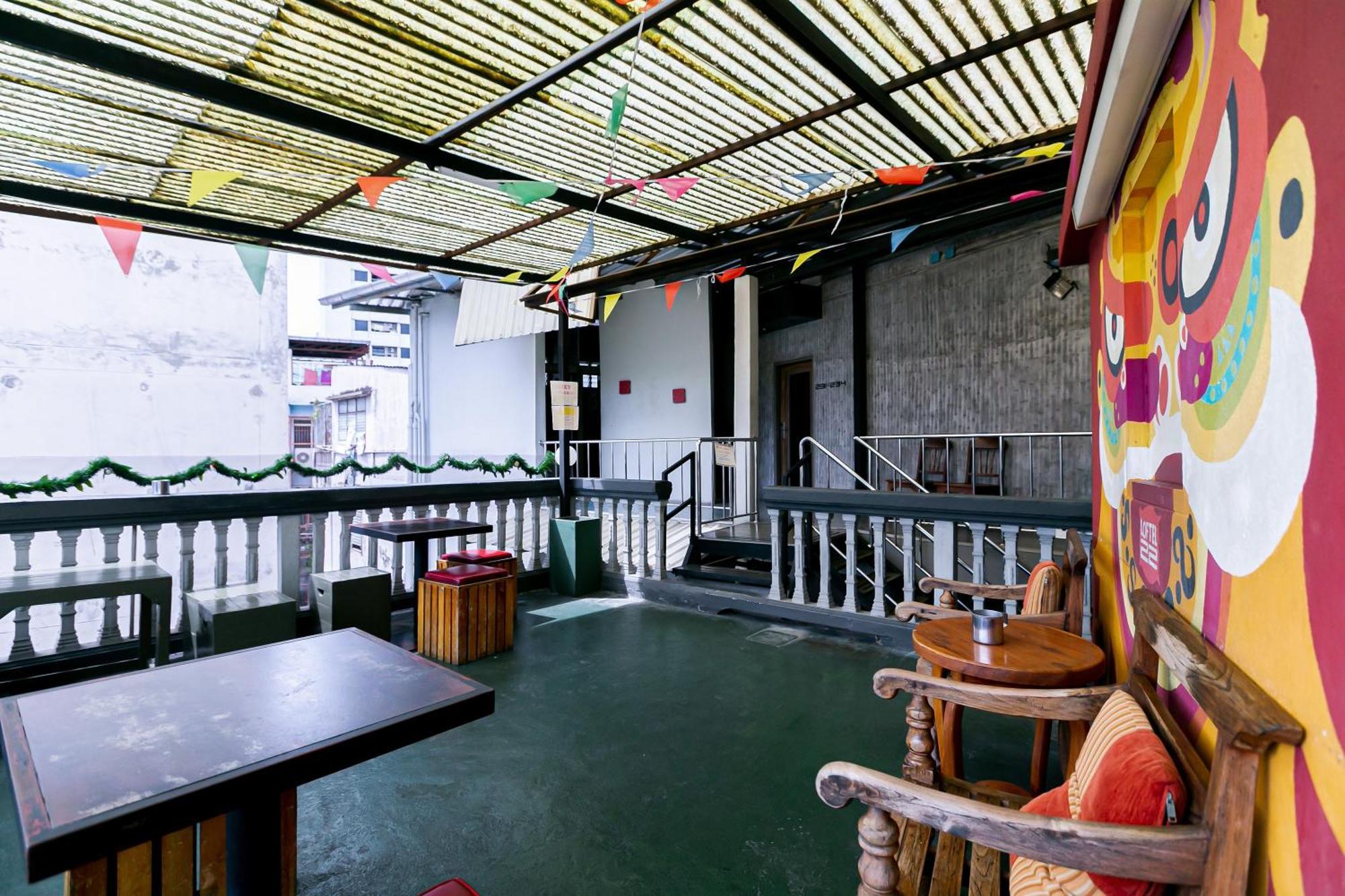 Loftel 22 Hostel Bangkok Extérieur photo