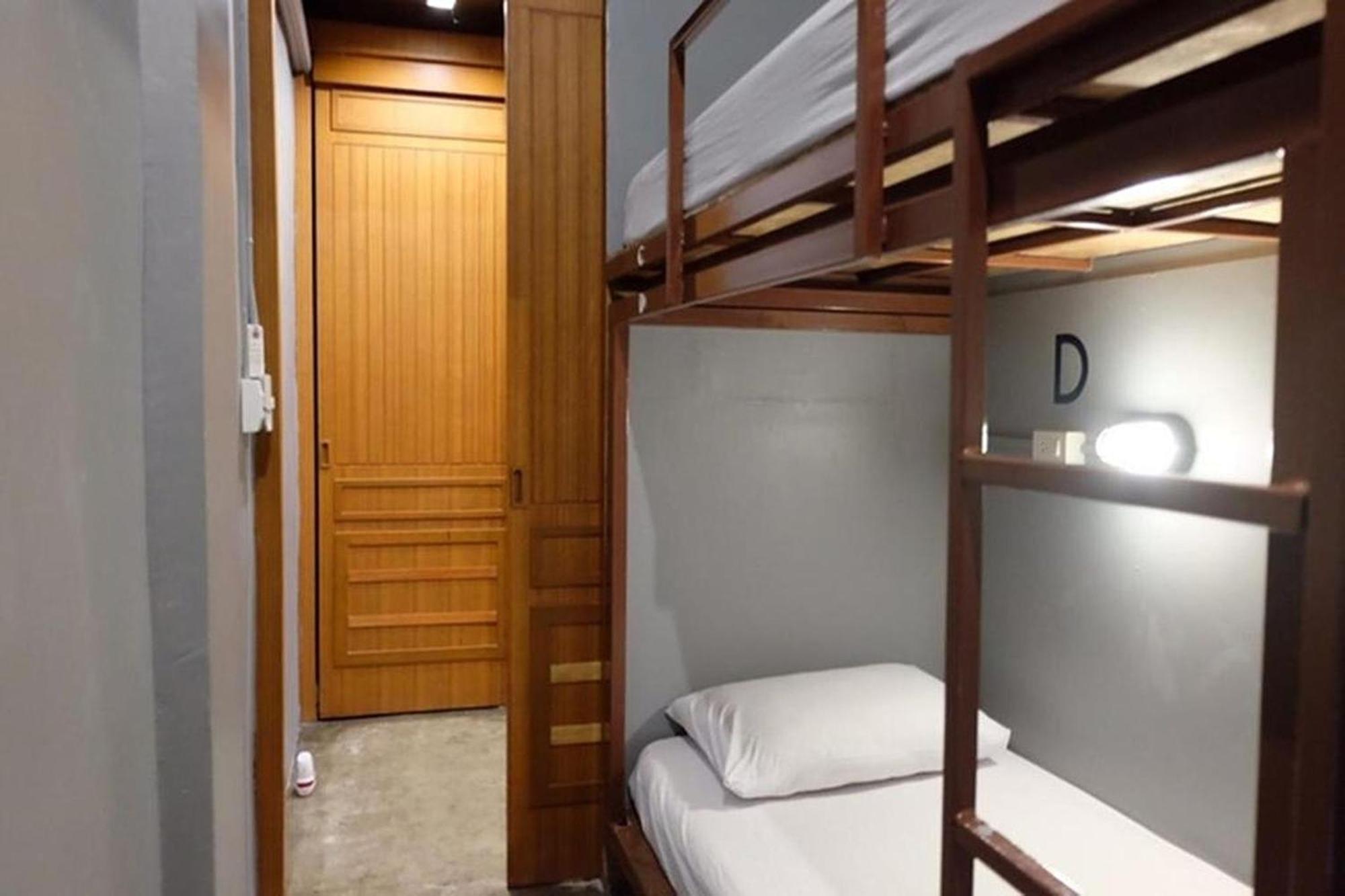 Loftel 22 Hostel Bangkok Extérieur photo