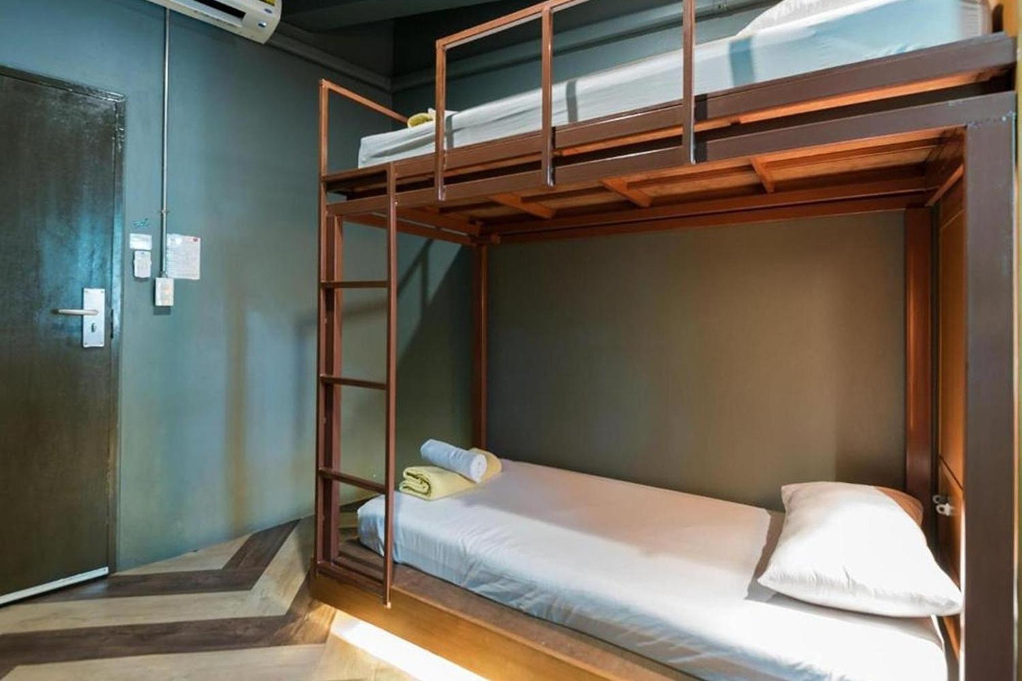 Loftel 22 Hostel Bangkok Extérieur photo