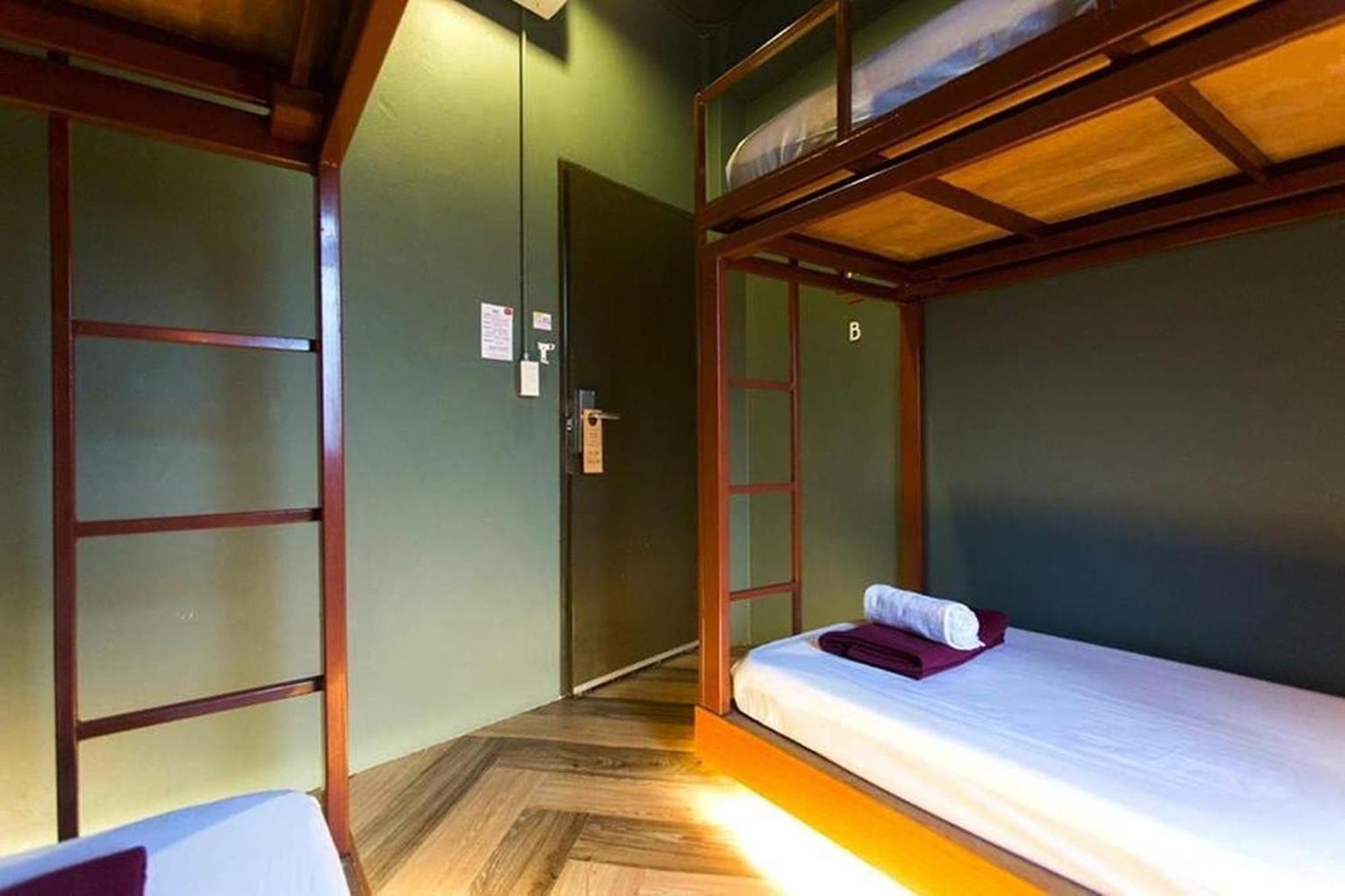 Loftel 22 Hostel Bangkok Extérieur photo